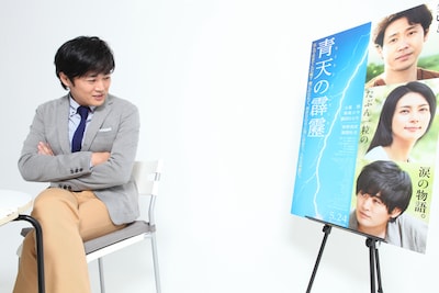 役づくりについて語る劇団ひとり。