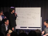 企画案が書かれたホワイトボード。