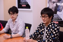 特訓のあと、感想を語る平成ノブシコブシ。