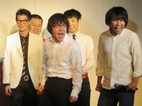 7組中唯一のコントに強がりを見せる倉沢と新妻