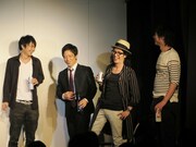 突然現れた磁石・佐々木（左）。