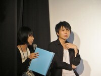 児島のさまざまな過去のエピソードを思い出そうとする佐々木。