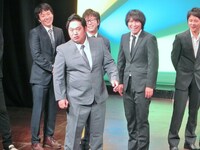 現在出演中のドラマのワンシーンを特別に披露する久保。