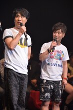 （左から）藤井隆、カラテカ入江。