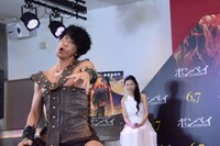 「空気中のポンペイを集める」品川庄司・庄司。