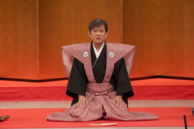 内場勝則 (c)吉本興業