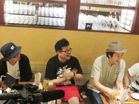 山里と若林のすごさを褒めまくるどきどきキャンプ佐藤、双津大地郎ディレクター、演出・安島隆。