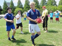 本田と遠藤ではなく、のどちんこ腫れてる人とネズミ。