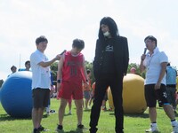 ケンカを始める三井と流川。