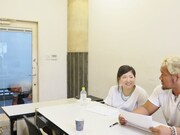 馬場園と真壁の練習を偵察に来た天山広吉。