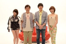 「華丸大吉的チャンネルのススメ～まだまだ知りたいスカパー！の世界～」MCの博多華丸・大吉、アシスタントの春輝。左はグラビアアイドルの岸明日香。