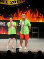 馬場園と真壁の漫才。