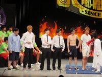 お笑いマシン軍団のスーパーマラドーナ、ビーフケーキ、カバと爆ノ介。