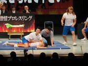 ヤナギブソンをねじ伏せたものの大喜利の回答が思いつかないHG。