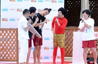 イベント「100人だるまさんがころんだ！」の様子。