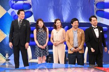 バナナマン設楽（右端）とアスリートチーム。(c)TBS