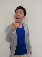 清水より先に座長になったすっちー。