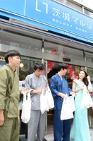 茨城県産「わら納豆」無料配布の様子。