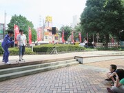 浅草系ギャグが子供たちにまったく伝わらない市川。