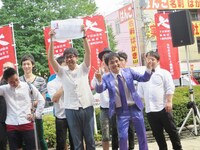 「第5回 さがみはら朝市まつり in 西門」の「西門グランプリ」にて優勝した100W。