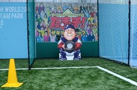 「すぽると！ドリームパーク」内のザキヤマが声で励ます投球ゲーム。