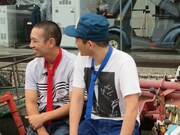 遅刻したことをノブ小池に責められる大悟。