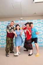 なんばグランド花月「夏休み おこサマー！キャンペーン」開催会見に出席した吉本新喜劇の川畑泰史、未知やすえ、すっちー、吉田裕。(c)吉本興業