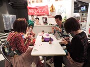 えんにち・アイパー滝沢編み物教室の様子。