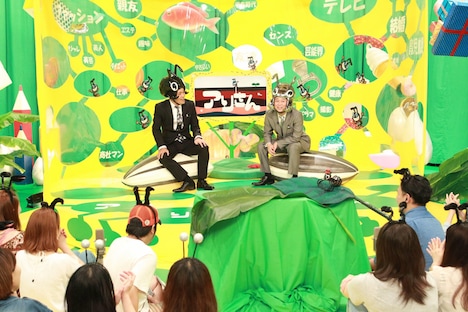 スタジオ収録の様子。(c)フジテレビ