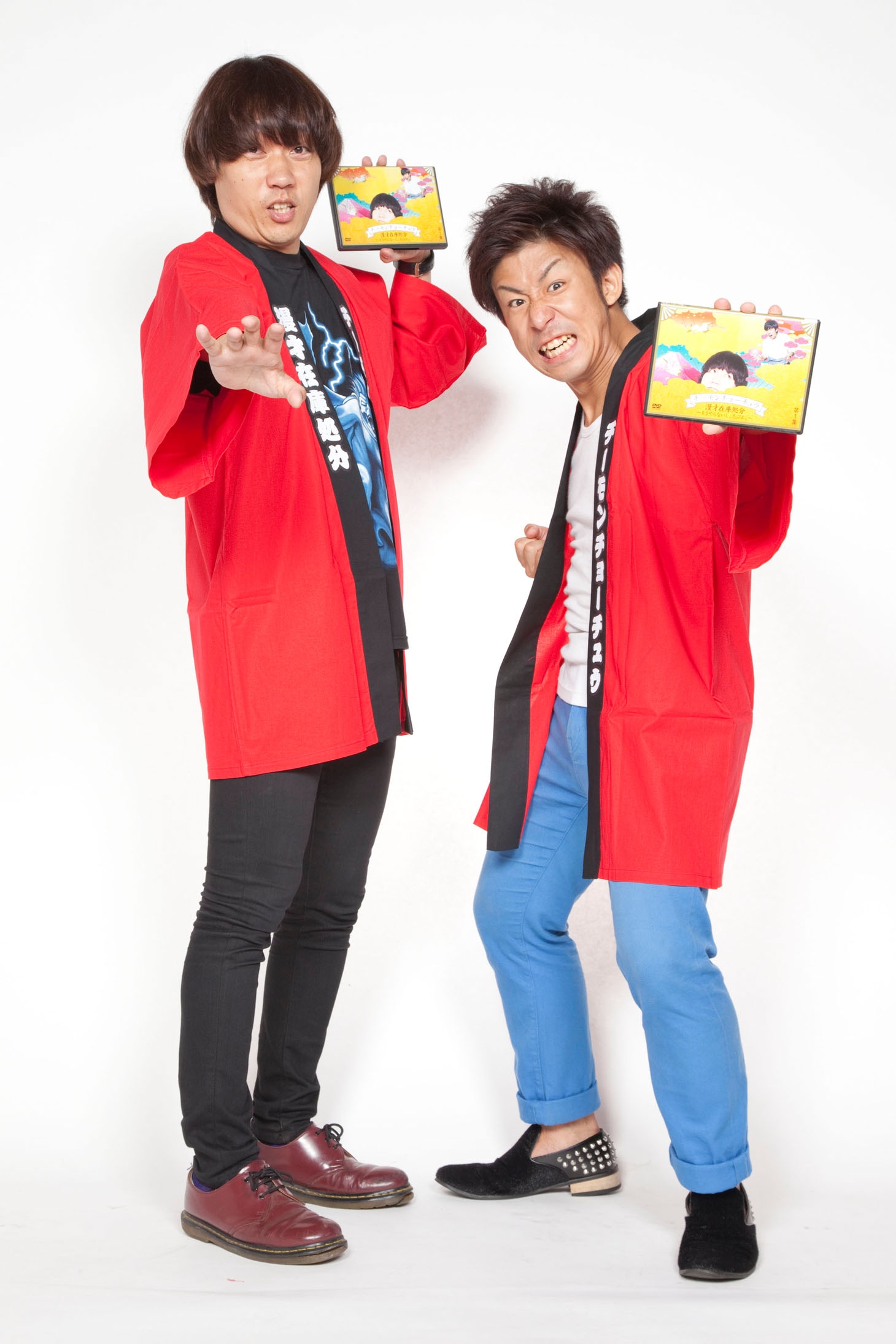 「漫才在庫処分キャンペーン」開催中のチーモンチョーチュウ。