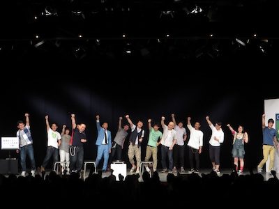 バッファロー吾郎A主催の大喜利ライブ「大喜利セリエA 4」エンディング。