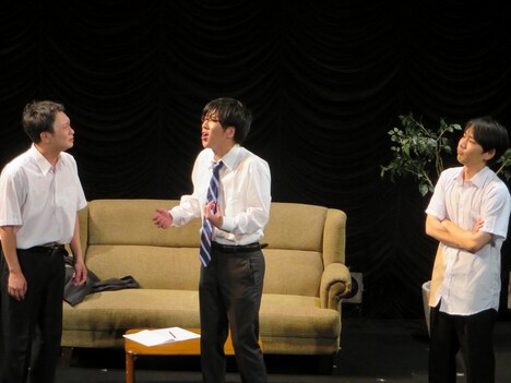 コントの一場面。