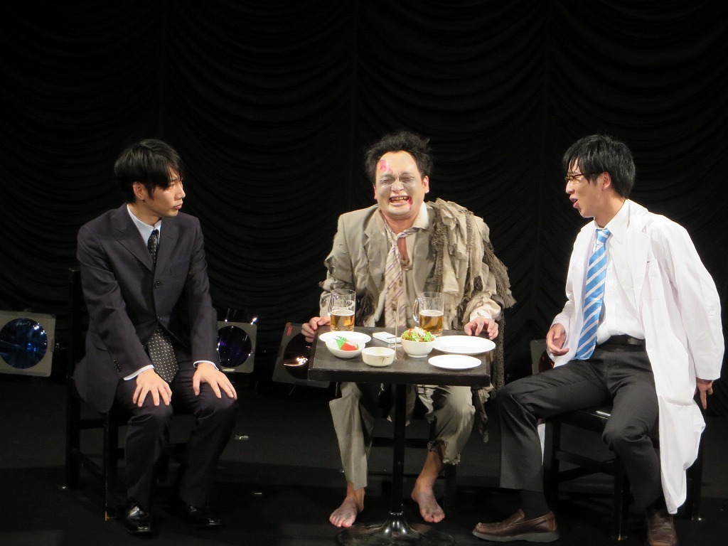 コントの一場面。