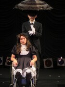 コントの一場面。