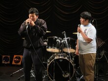 武田とともにタバコを吸っていた巨匠・岡野もショートコント披露。