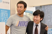 （左から）ペナルティ・ワッキーと富士彦。