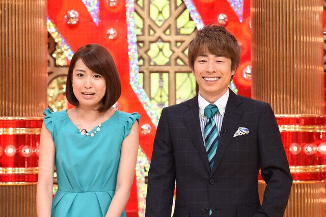 「水トク！『世界！ぶっ飛びMVP』」MCのロンドンブーツ1号2号・田村淳（右）と、アシスタントの佐藤渚TBSアナウンサー（左）。(c)TBS