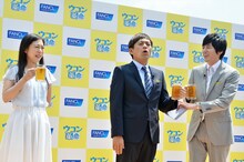 （左から）椿鬼奴、博多華丸・大吉。