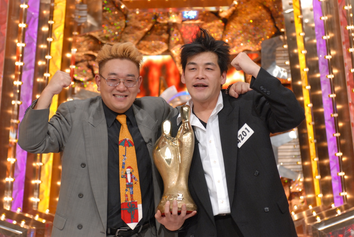 「M-1グランプリ」2007年優勝者のサンドウィッチマン。(c)ABC