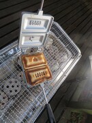 LOGOSのホットサンドパンでパンと大福をサンドすると、あるデザートに変身。