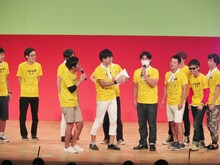 ざわちん風に登場したクロスバー直撃・前野。