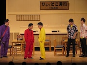 すっちーと吉田裕がにらみ合うシーンで、「ドリル」を期待する観客から大歓声。