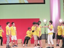 一触即発のプリマ旦那・野村とジャングルポケット太田。