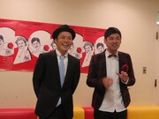 こいでの悩みについていけないてつじ(右)。