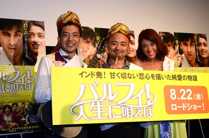 どぶろっくとLiLiCo（左から）。