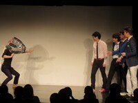 浜口に対してもうなす術のないツッコミ陣。