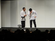 観客からのお題に苦しむ善し。