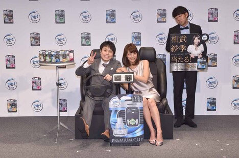 イベント後のフォトセッションの様子。