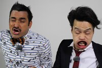 デニス (c)2014 VILLAGE ROADSHOW FILMS(BVI) LIMITED.