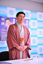 桂三風 (c)吉本興業